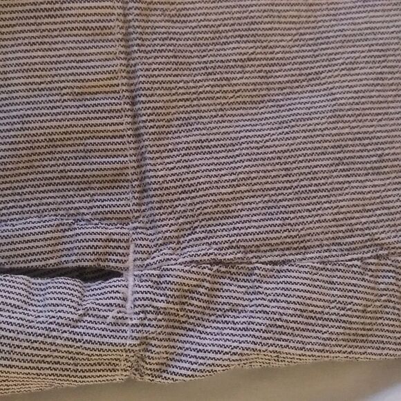 Summertime Bermuda shorts white & gray stripes - Picture 3 of 7